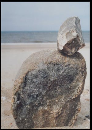 Astrid Faber - Texelse beelden - ingelijst foto van stenen object kopen? Bied vanaf 1!