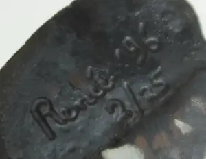 Renee van Leusden - Brons, Staand figuur + boek! kopen? Bied vanaf 150!