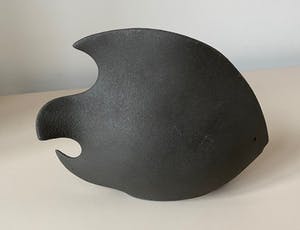 Niet of onleesbaar gesigneerd - Keramische sculptuur van een vis kopen? Bied vanaf 1!