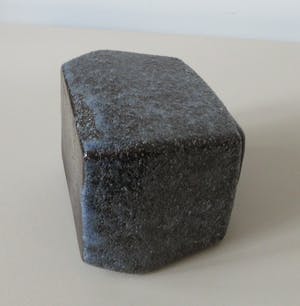 Afina Rijnsburg - Twee solifleur Blok- schoorsteen vazen kopen? Bied vanaf 27!