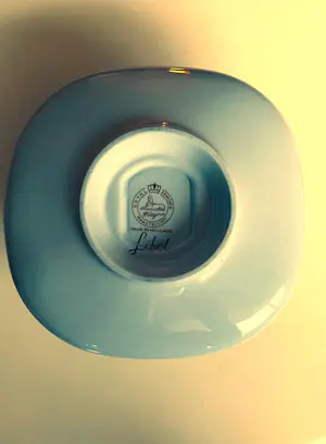 De Sphinx - Royal Sphinx sauskom met deksel – decor “Libel” – Maastricht – jaren ’60 kopen? Bied vanaf 27!