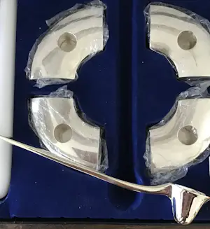 Koninklijke Van Kempen & Begeer - Verzilverde design kandelaars in originele verpakking kopen? Bied vanaf 65!