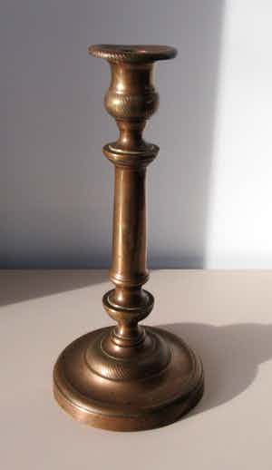 Antieke 19e eeuwse messing kandelaar verkocht voor € 1!