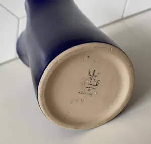 Niet of onleesbaar gesigneerd - Design blauw aardewerken ontwerp G. Eriksson voor Gabriel Keramik Zweden kopen? Bied vanaf 1!