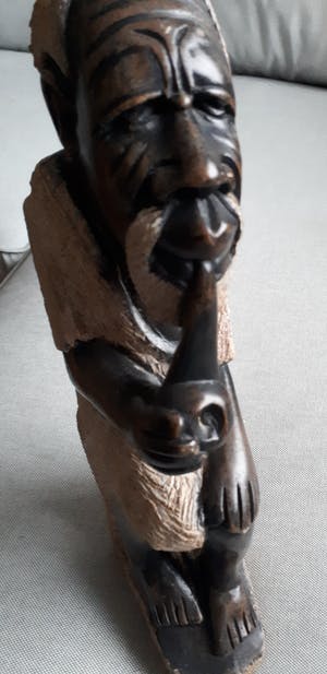 Curiosa - Stenen Afrikaanse man met piip kopen? Bied vanaf 1!