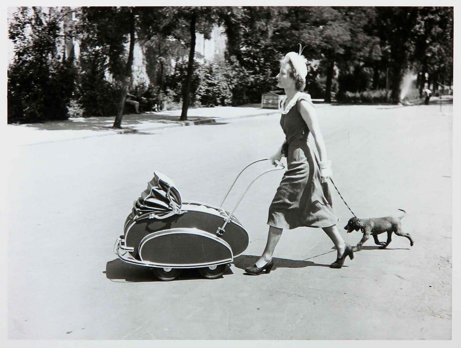 Friedrich Seidenstucker - Spaziergang in der Ahornstrasse 1928-30 / 2002 kopen? Bied vanaf 80!