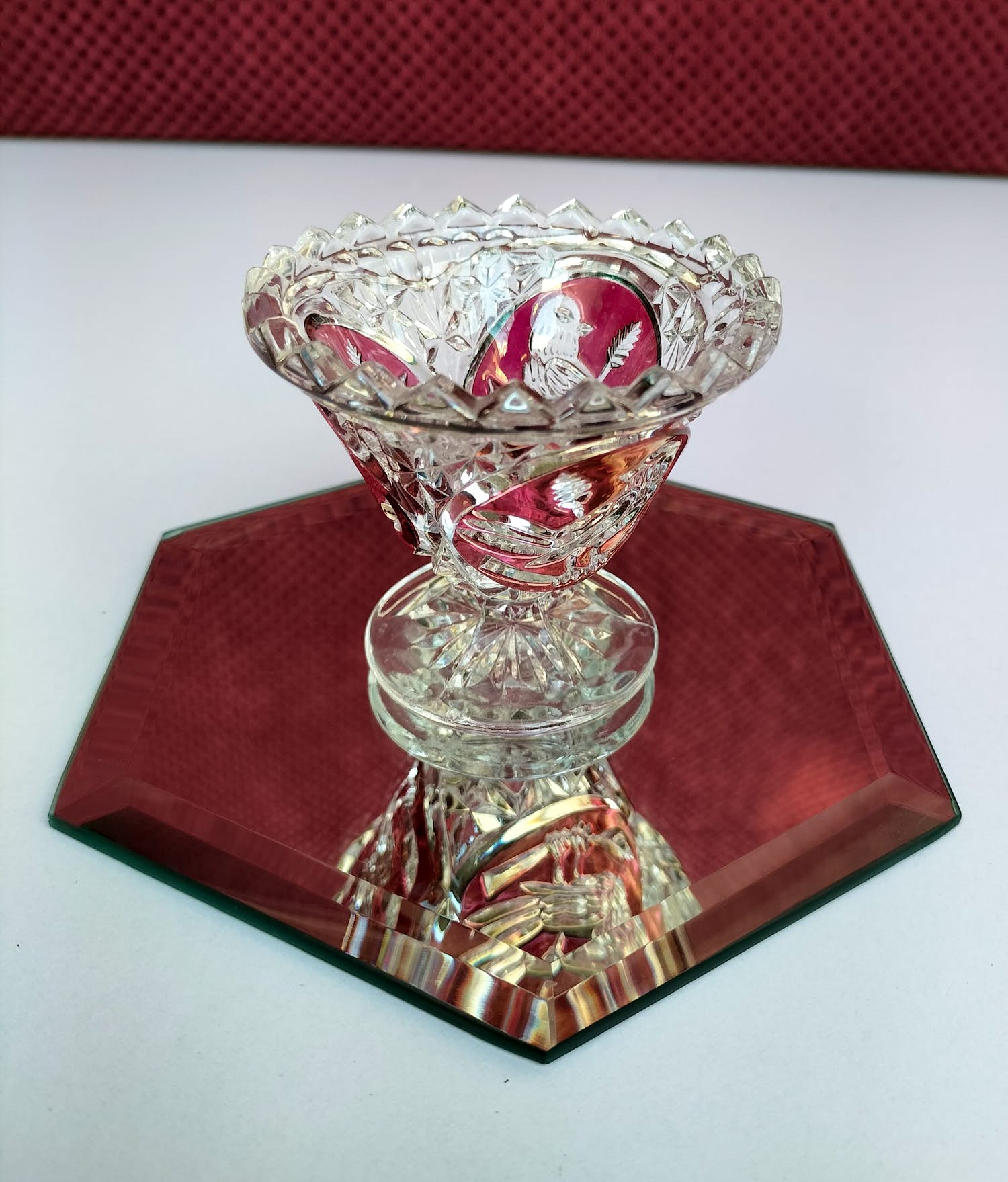 Val-Saint-Lambert - Hofbauer Crystal Red Byrdes Bird Collection kopen? Bied vanaf 1!