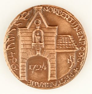 Niel Steenbergen - Bronzen penning: Norbertijnenpoort, 1984 kopen? Bied vanaf 75!
