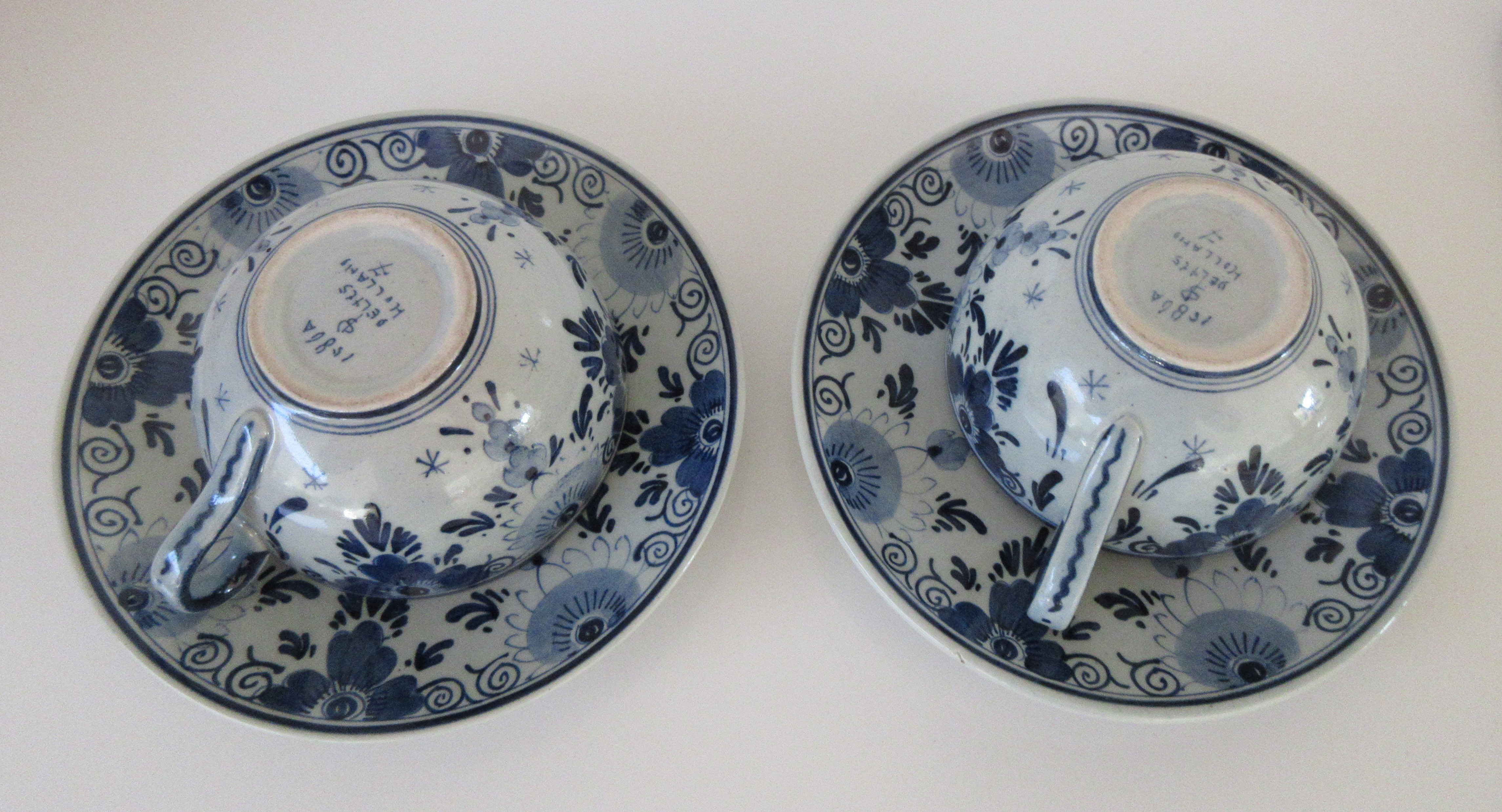 Plateelfabriek Schoonhoven N.V. - Vier platelen kop en schotels decor Delfts kopen? Bied vanaf 26!