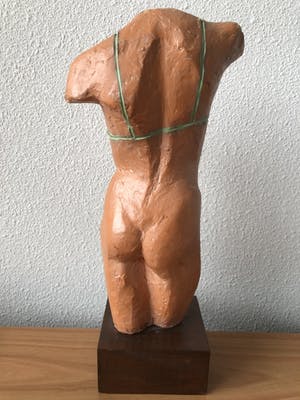 Herman Hofmans - Prachtig torso van vrouw - gesigneerd op houten voet. kopen? Bied vanaf 150!