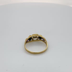 18kt gouden ring met diverse kleurstenen, mt 51/16,25 - 1,66gr kopen? Bied vanaf 80!