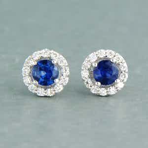 14k gouden oorknoppen bezet met saffier tot. 0,56ct en briljant geslepen diamant verkocht voor € 250!