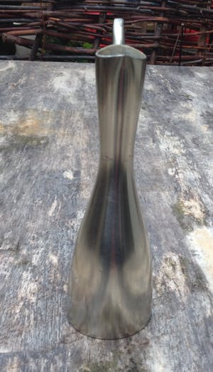 Niet of onleesbaar gesigneerd - Vintage tinnen vaasje van Metawa kopen? Bied vanaf 1!