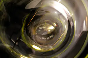 Royal Leerdam - Handgemaakte glazen schaal van Royal Leerdam, gesigneerd door Fred Boy, 2009 kopen? Bied vanaf 100!