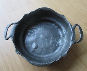 Curiosa - Franse Art nouveau tinnen hengselschaal kopen? Bied vanaf 1!