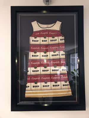 Andy Warhol - Souper Dress met signatuur verkocht voor € 3000!