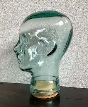 Niet of onleesbaar gesigneerd - GLAZEN KOP uit de jaren ‘70 verkocht voor € 1!