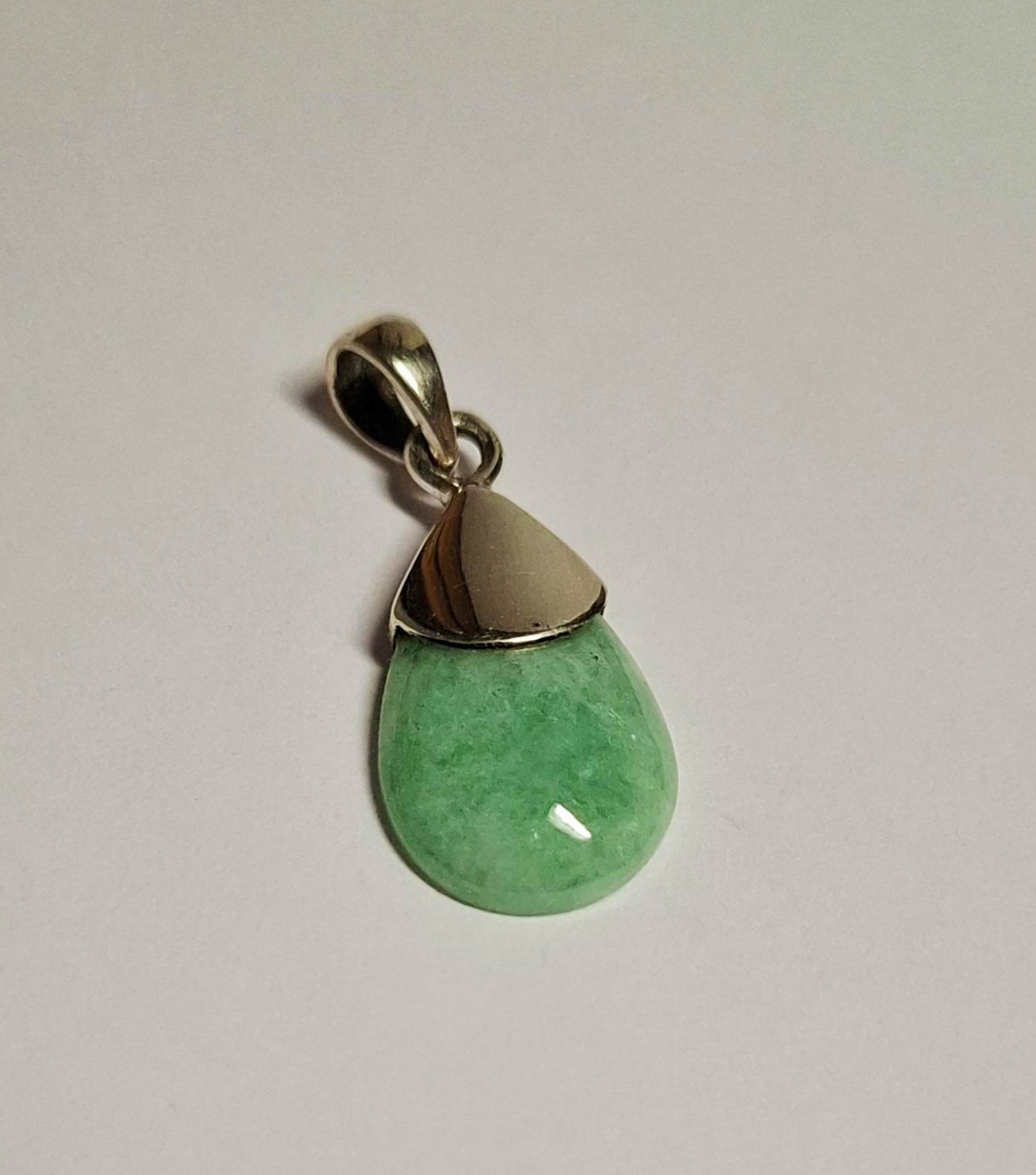 Zilveren Hanger met cabouchon geslepen druppelvormige Aventurijn edelsteen kopen? Bied vanaf 45!