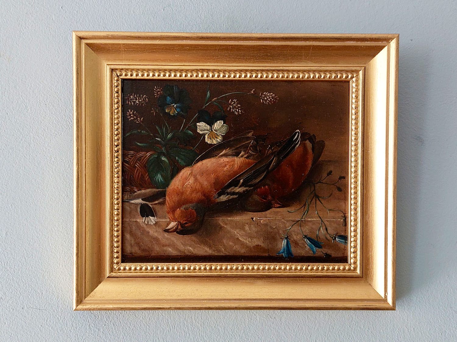 Adriana van Ravenswaay - stilleven met bloemenmand en vinken verkocht voor € 395!