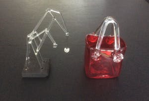 Niet of onleesbaar gesigneerd - TWEE GLASOBJECTEN kopen? Bied vanaf 1!