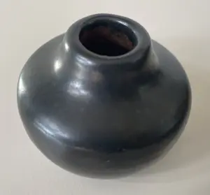 Mobach Keramiek - Miniatuur vaasje kopen? Bied vanaf 20!