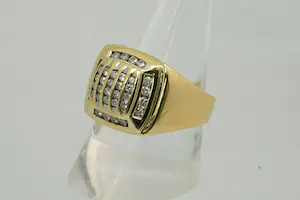 17 - Vintage 18krt geelgouden heren carré of cluster ring met 0.75ct diamant kopen? Bied vanaf 750!
