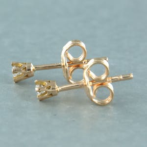 18k roségouden oorknoppen bezet met briljant geslepen diamant tot. 0,08ct kopen? Bied vanaf 1!