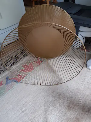 Niet of onleesbaar gesigneerd - De salontafel kopen? Bied vanaf 1!