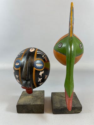 Yoruba - 2 African Yoruba passport masks with stands- Nigeria. kopen? Bied vanaf 15!