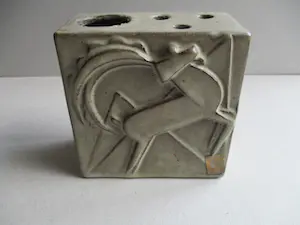 Cor Unum - Hangvaas met hertmotief kopen? Bied vanaf 1!