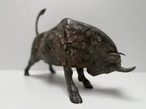 Pierre Chenet - Bronzen stier (Groot sculptuur) kopen? Bied vanaf 500!