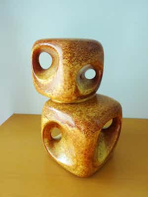 Bertoncello - Dubbele kubus keramisch object verkocht voor € 95!