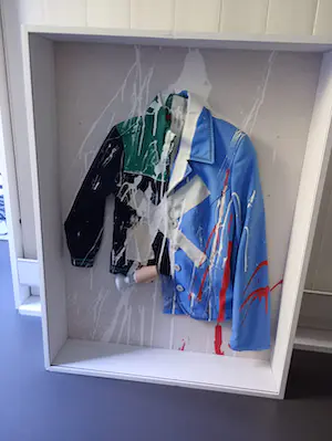 Anna Bonheur - Zonder titel (gemengde techniek met verlichting) kopen? Bied vanaf 80!