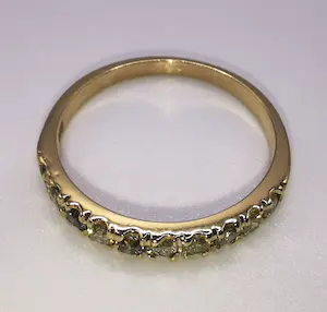 14 Karat gold mit 10 Diamanten 0,46 Karat total kopen? Bied vanaf 275!