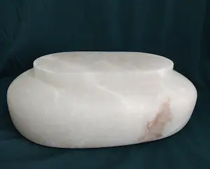 Niet of onleesbaar gesigneerd - Strakke marmeren schaal, ovaal kopen? Bied vanaf 1!