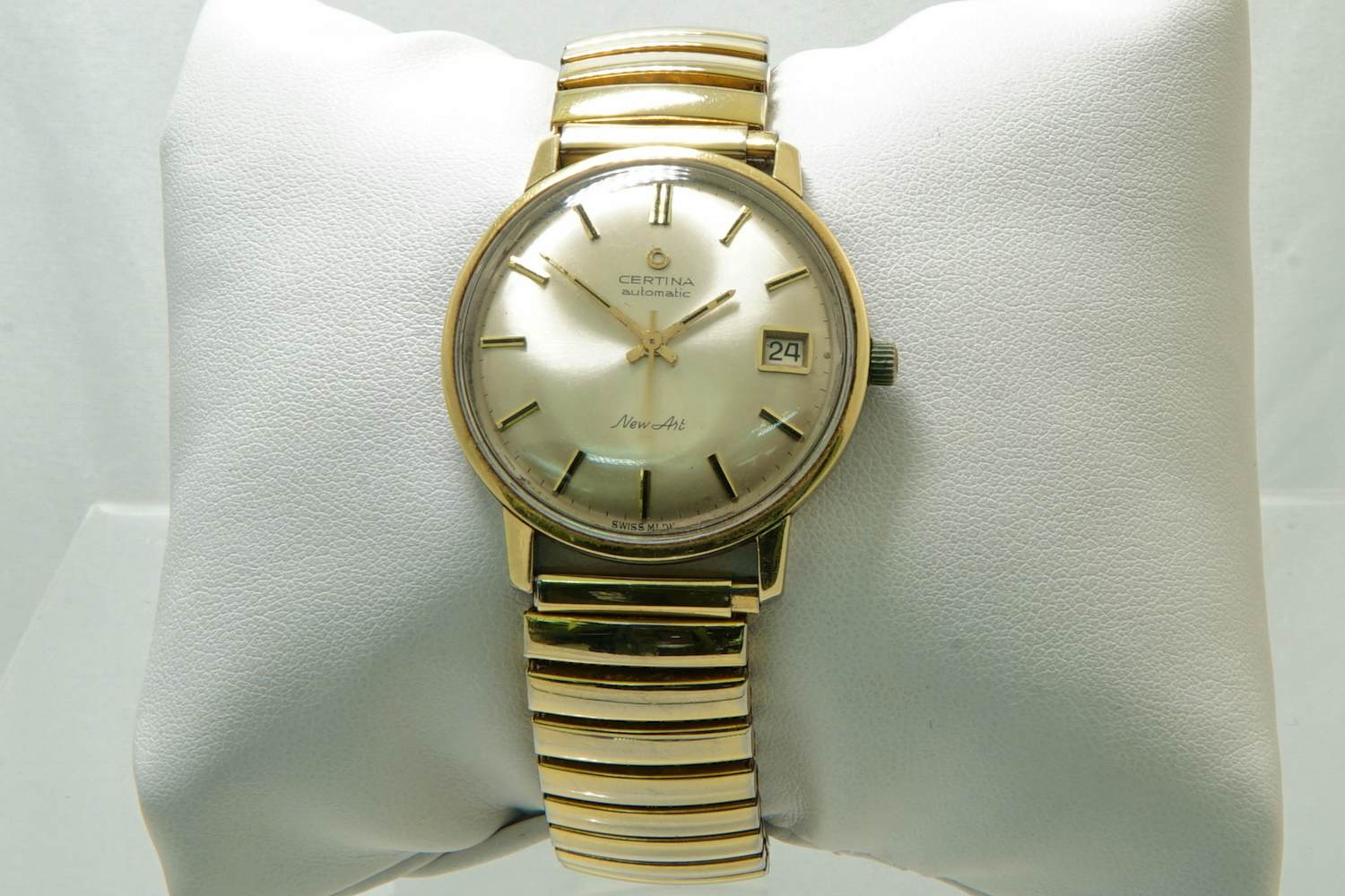 7- Vintage 1969 Certina New Art wristwatch automatic movement 25-61 kopen? Bied vanaf 40!