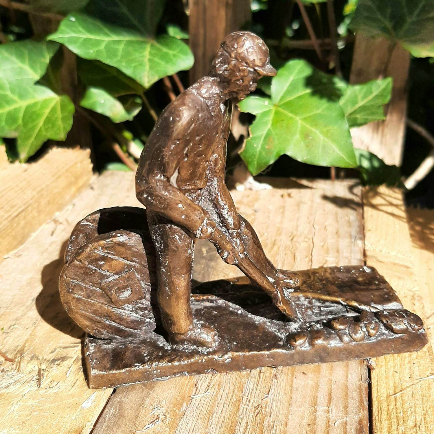 Jaap Hartman - Bronzen beeld, de kabellegger kopen? Bied vanaf 50!