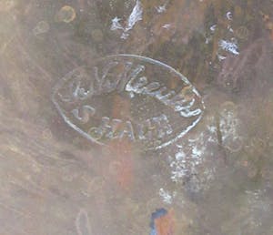 Niet of onleesbaar gesigneerd - Art deco rood en geel koperen dekselkan met rieten handvat J.N. Meeuws S. Hage kopen? Bied vanaf 1!