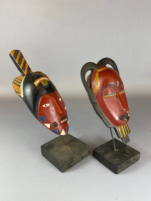 Yoruba - 2 African Yoruba passport masks - Nigeria. kopen? Bied vanaf 15!