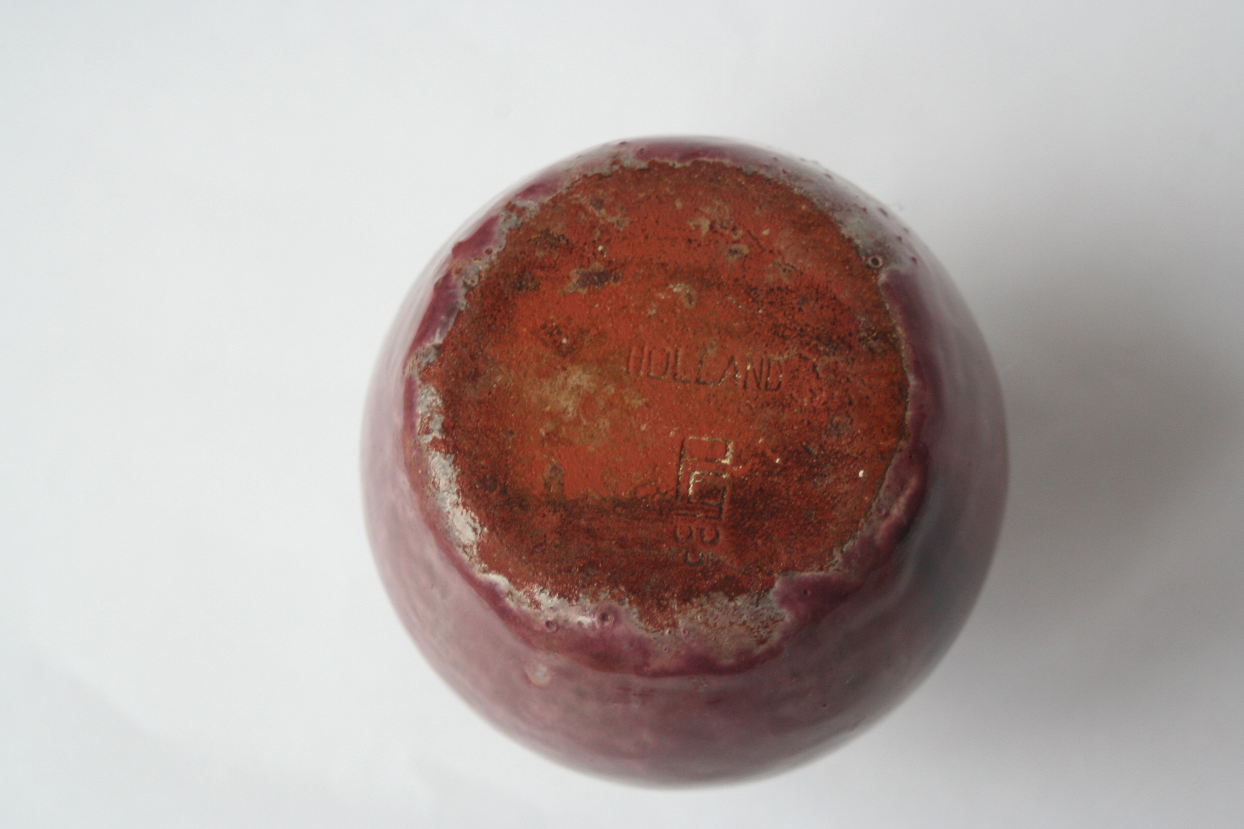 Pieter Groeneveldt - vaasje - gemerkt met PG en 3 wassende manen - tussen 1925-1952 kopen? Bied vanaf 10!