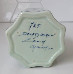 Plateelfabriek Schoonhoven N.V. - Delftsblauwe Hooimeijer Beschuitbus + theebusje Zenith Gouda kopen? Bied vanaf 30!