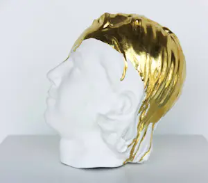 Monique Cornelisse - Porselein, Golden Boy kopen? Bied vanaf 200!