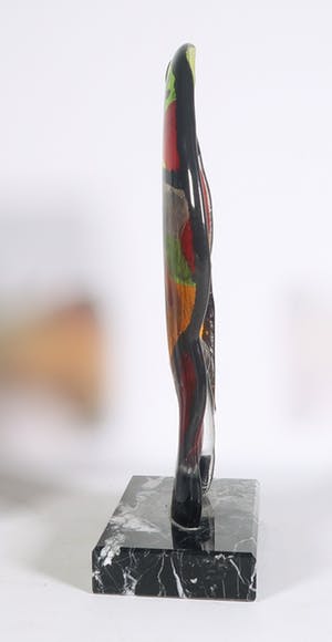 Corneille - Glazen beeld op voet, Oiseau arc-en-ciel kopen? Bied vanaf 1100!