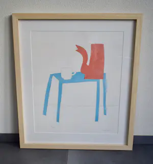 Klaas Gubbels - Litho - Rode kan op blauwe tafel Nr.94 - Geheel nieuw ingelijst kopen? Bied vanaf 550!