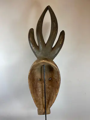 Kwele - 220926 - Traditional African Kwese mask - Congo. kopen? Bied vanaf 45!
