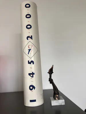 Brons (Onbekend) - Vrijheidsvuur + Wimpel kopen? Bied vanaf 35!