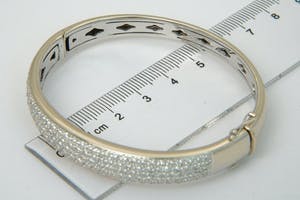 1314 - Schitterende 18 krt wit-goud en diamanten (ca. 3.20 ct!!) slaven-armband kopen? Bied vanaf 2190!