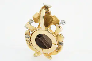 140- Oosters (India) bicolor  14 krt gouden "Ganesha" olifant met 24 diamantjes kopen? Bied vanaf 270!