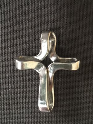 18K Goud - witgouden hanger, in de vorm van een kruis bezet met briljant kopen? Bied vanaf 299!