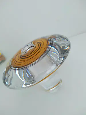 Royal Leerdam - G. Thomassen (1926-2004) , oogverblindende vaas , handgemaakt, kristal kopen? Bied vanaf 189!